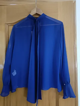 Blusa azul talla S