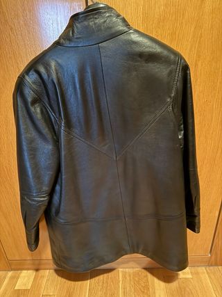 Chaqueta de cuero negra vintage