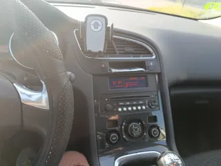 Peugeot 5008 2015