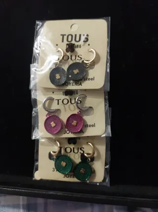 Pendientes Tous Osito Negro y Dorado 3 pares color