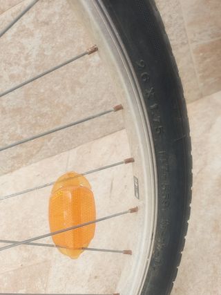 Bicicleta Monty City-3 color crema