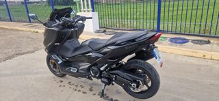 Yamaha T-Max 560 ABS Negra
