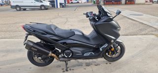Yamaha T-Max 560 ABS Negra