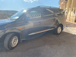 SsangYong Rodius 2006