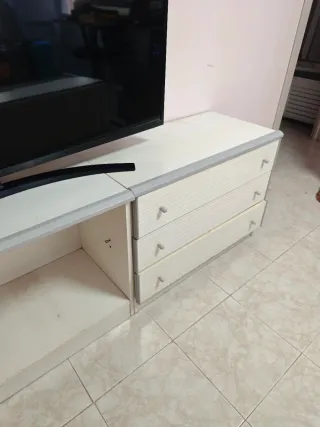 Mueble TV blanco