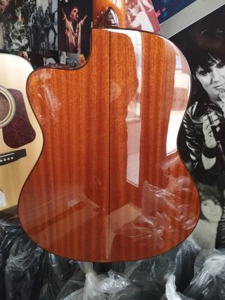 (Nueva) Guitarra Clasica Admira (Malaga-EC)