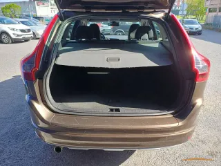VOLVO XC60 2.0 D3 KINETIC