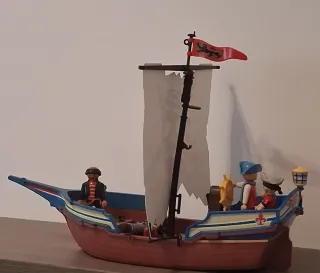 Barco Pirata Playmobil con Figura