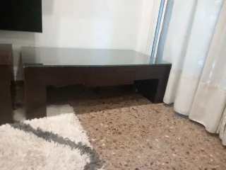 Mesa de centro salón cristal y madera