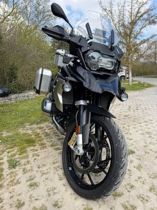 BMW R 1250 GS * EXCLUSIVE * REGALO ESCAPE DE SERIE