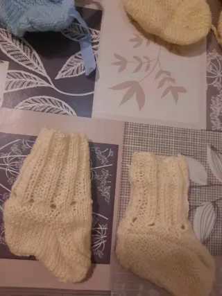 Scarpine lana e cotone neonato fatte a mano