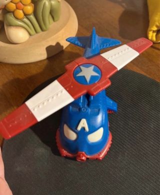 Sorpresa Kinder Avengers Captain America
