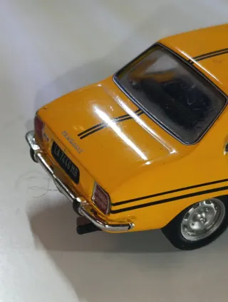 PEUGEOT 504 DE 1977 TAXI LAGOS 1/43 ALTAYA
