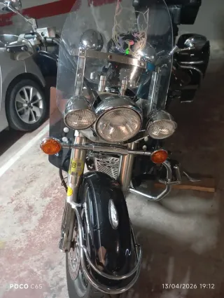 Yamaha Drag Star 1100 Custom