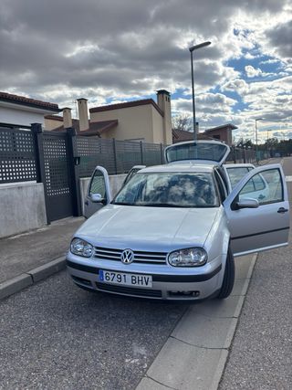 Volkswagen Golf 2001