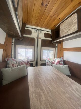 Camper