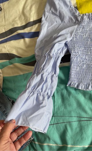 Top elástico con volantes