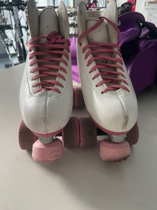 Patines de 4 ruedas blancos y rosas talla 39