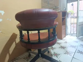 Silla Vintage Cuero Marrón/Rojo