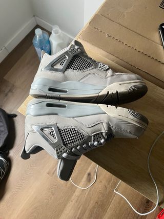 Zapatillas Jordan 4 Gris Plata