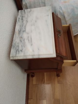 Mesita Noche Mármol y Madera+ dos cabeceros.OFERTA
