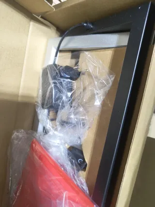 Lámpara LED EDISHINE Negra/Blanca