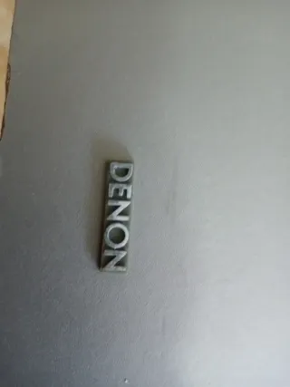 Cajón Subwoofer Denon DSW-65 Gris