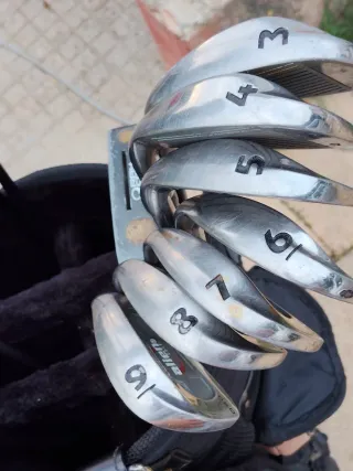 Set de Palos de Golf y Bolsa Negra