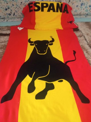 Pantalón chándal Adidas Talla L, regalo toalla