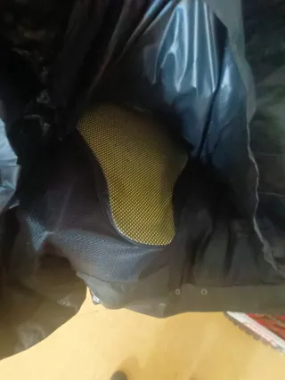 Una chaquetas de moto talla L