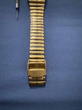 Reloj FAKOSS Dorado y Negro