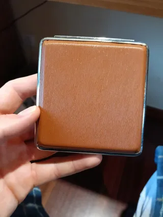 Pitillera metálica plateada