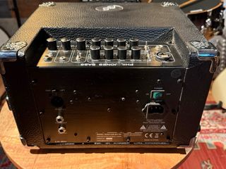 Phil Jones Bass Cube-AG100 Amplificador