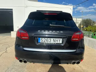 Porsche Cayenne 2012