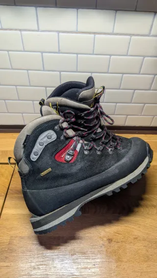 Botas de montaña goretex Bestard T44