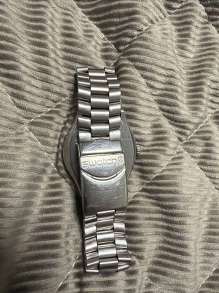 Reloj Swatch Azul y Plateado