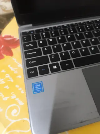 Portátil Gris intel celeron inside