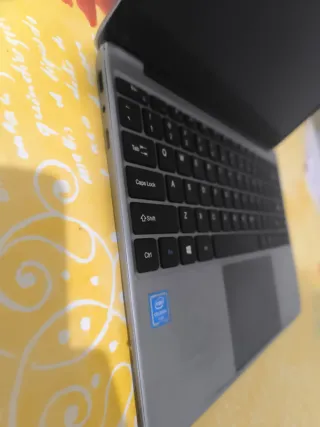 Portátil Gris intel celeron inside