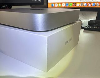 Mac Mini M2 - 8Gb de RAM. - 256Gb disco duro