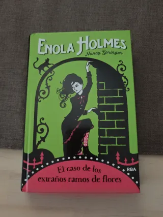 3 Libros "Enola Holmes"