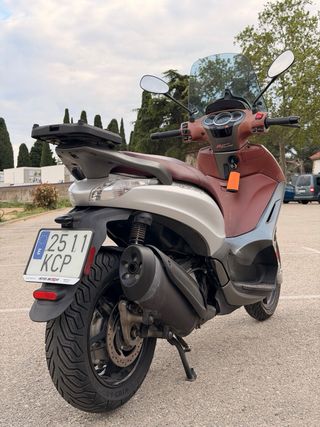 Piaggio Beverly 350 Sport Touring FULL EXTRAS
