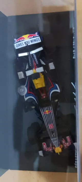Coche F1 Red Bull RB4 Renault 1:43