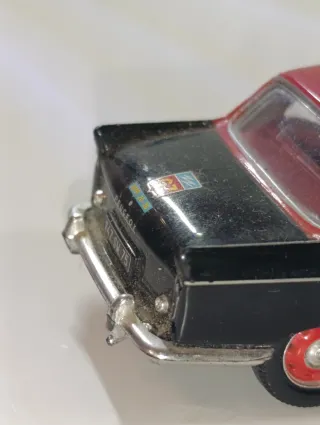 PEUGEOT 404 DE 1962 TAXI PARIS 1/43 ALTAYA