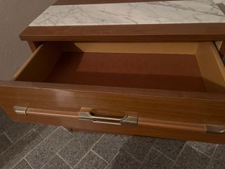 Cómoda y 2 Mesitas Madera