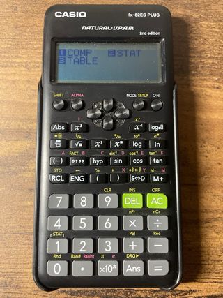 Calculadora Casio fx-82ES PLUS