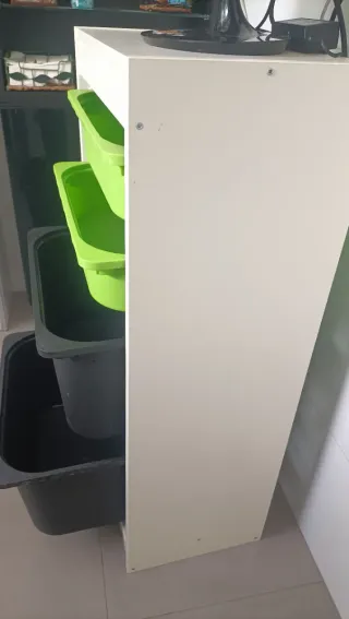 Almacenaje TROSFAST IKEA con 4 cajas de almacenaje