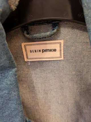 Chaqueta tejana desgastada oversize