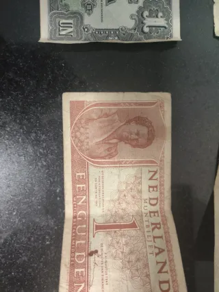 Lote de billetes antiguos