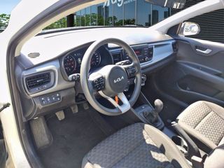 Kia Rio 1.0 T-GDi MHEV iMT Concept 74 kW (100 CV)