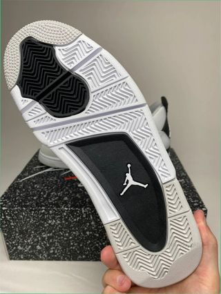 Air Jordan 4 Retro Military Black Talla 43